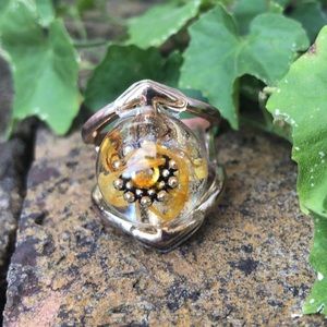 *HANDMADE* Calendula & Moss in resin ring